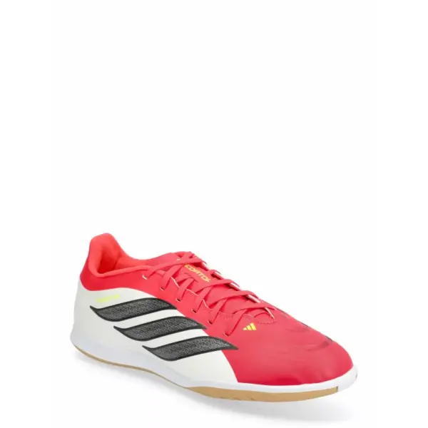 Adidas Predator Club In Sala